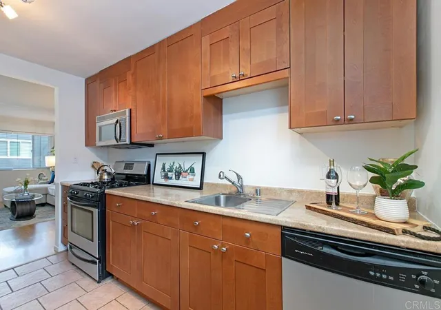 4633-bancroft-st-8-san-diego-ca-92116/hzid_c1aa844d