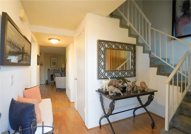 15735-nordhoff-26-north-hills-ca-91343/hzid_35714a8d