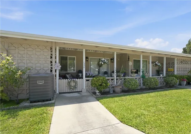 1371-oakmont-rd-150k-seal-beach-ca-90740/hzid_e6f05986