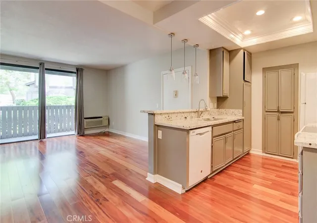 20702-el-toro-rd-393-lake-forest-ca-92630/hzid_d41ed0a6