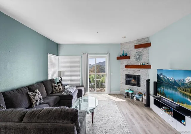 16424-avenida-venusto-c-san-diego-ca-92128/hzid_97917490