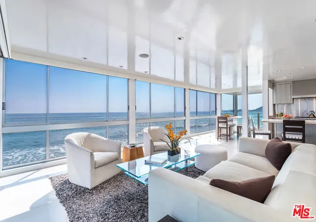 22548-pacific-coast-hwy-111-malibu-ca-90265/hzid_a5d843c7