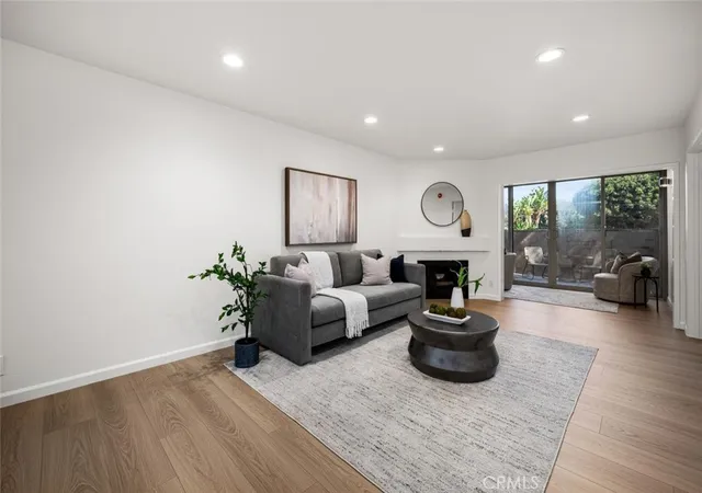 17168-bluewater-168-huntington-beach-ca-92649/hzid_eaa05cde