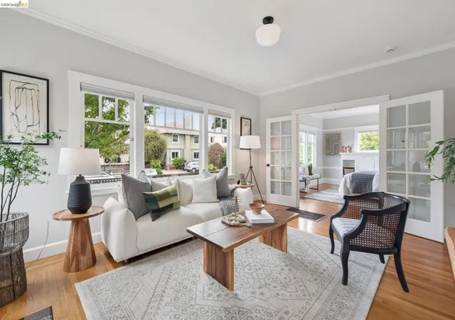 6426-benvenue-ave-1-oakland-ca-94618/hzid_61c682dd