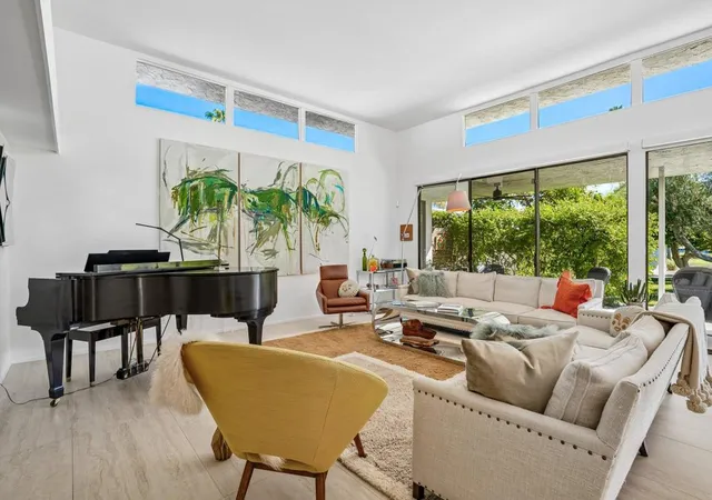 2320-paseo-del-rey-palm-springs-ca-92264/hzid_41914b47