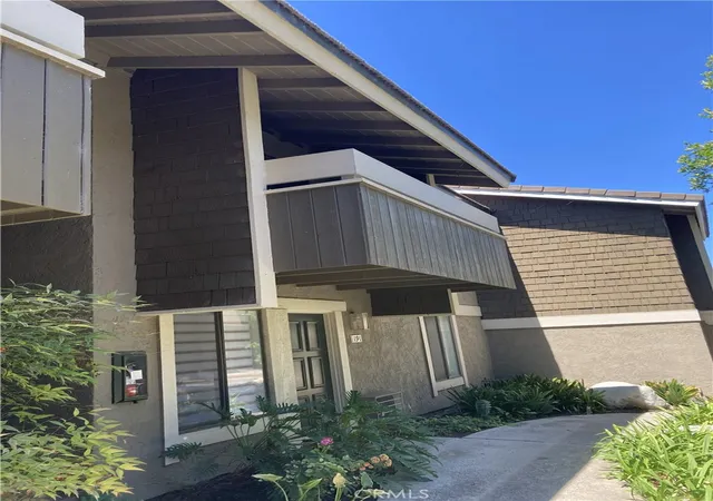 192-streamwood-irvine-ca-92620/hzid_7c77c540
