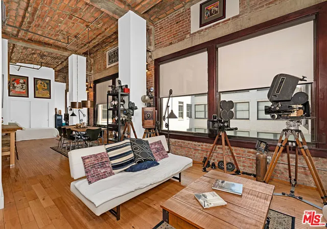 460-s-spring-st-1217-los-angeles-ca-90013/hzid_3b2be37f