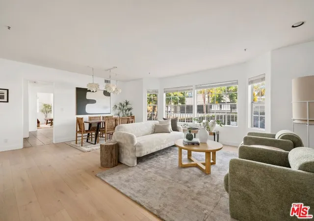 2222-neilson-way-102-santa-monica-ca-90405/hzid_4e4e6b3c