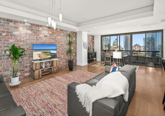 700-front-st-1706-san-diego-ca-92101/hzid_d41882c0