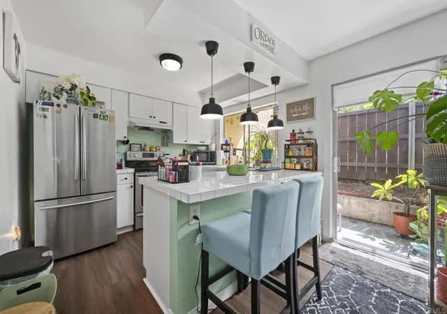 7958-mission-center-court-b-san-diego-ca-92108/hzid_bd1e3e64