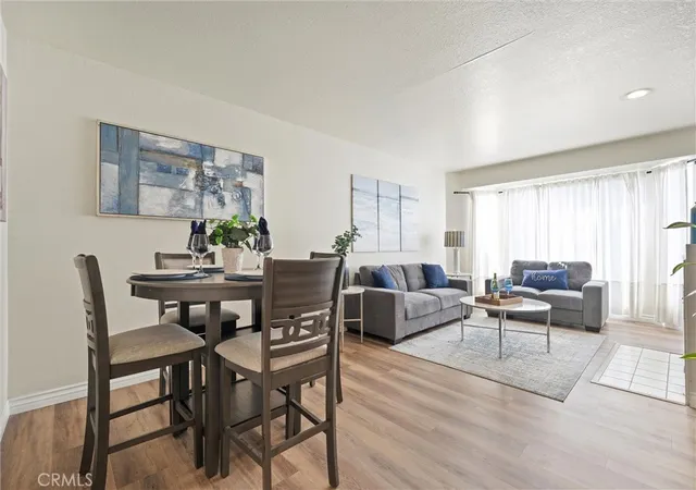 1751-e-68th-12-long-beach-ca-90805/hzid_4ef34d87