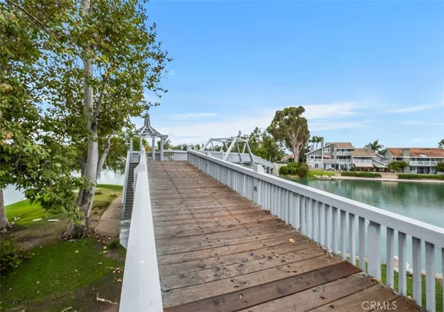 6-seadrift-81-irvine-ca-92604/hzid_a7e1ab37
