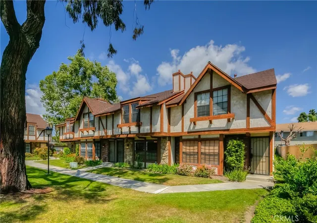 1173-s-paula-19-fullerton-ca-92833/hzid_7942dce8