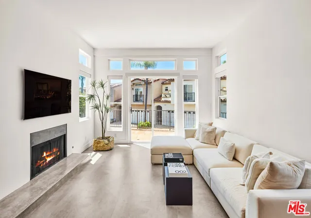 6418-lunita-rd-138-malibu-ca-90265/hzid_c289245e