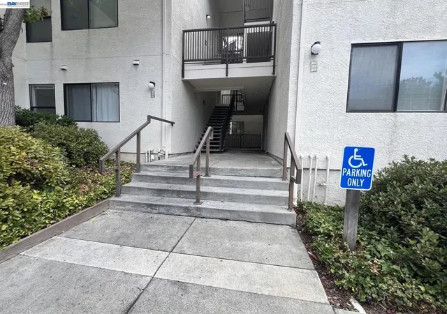 21239-gary-dr-202e-hayward-ca-94546/hzid_0db1a8f5
