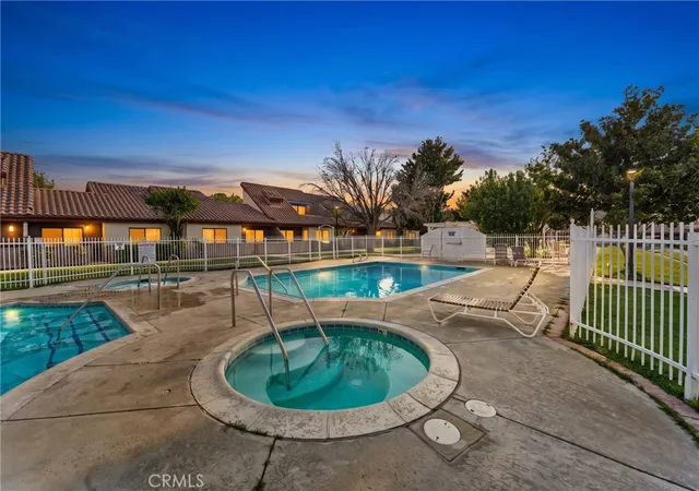 43334-32nd-st-w-10-lancaster-ca-93536/hzid_3b32ca26