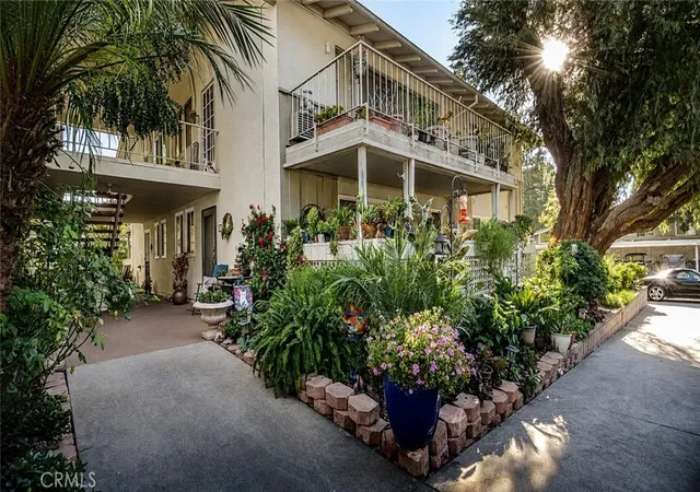 15-via-castilla-b-laguna-woods-ca-92637/hzid_78b9ba3f