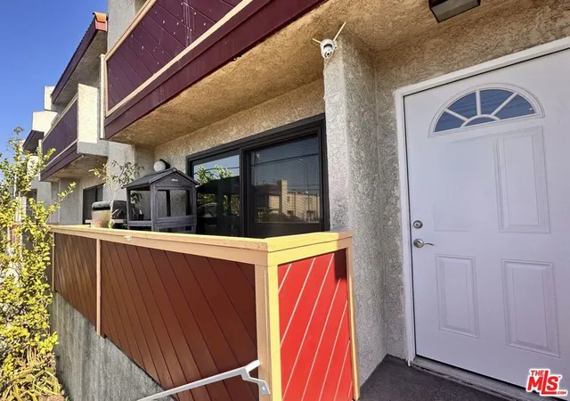 15554-parthenia-st-8-los-angeles-ca-91343/hzid_02614f9a