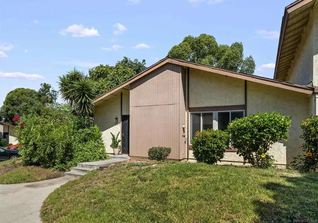 1725-regency-way-c-chula-vista-ca-91911/hzid_9cb9412a