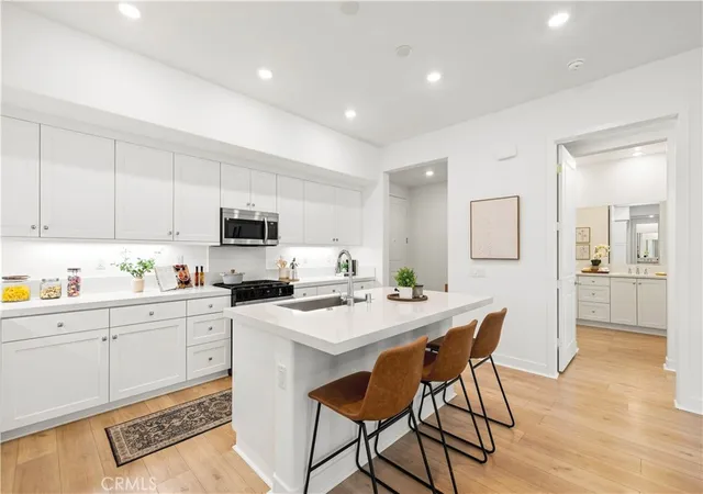 27212-diamond-peak-ln-203-stevenson-ranch-ca-91381/hzid_d4b2d7b3