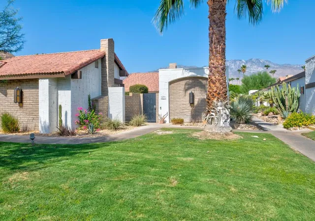 2367-miramonte-cir-w-c-palm-springs-ca-92264/hzid_0ae7bb2e