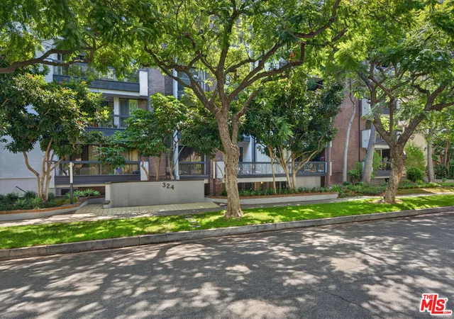 324-n-palm-dr-404-beverly-hills-ca-90210/hzid_42dbbcf3