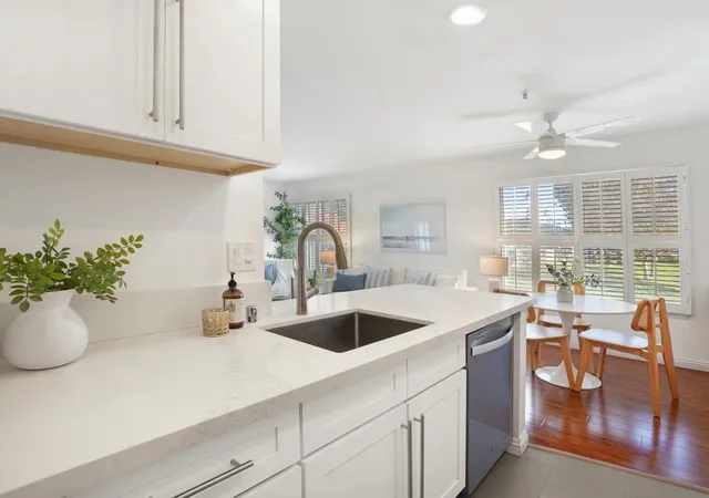 18242-parkview-ln-208-huntington-beach-ca-92648/hzid_e6a0f1b7