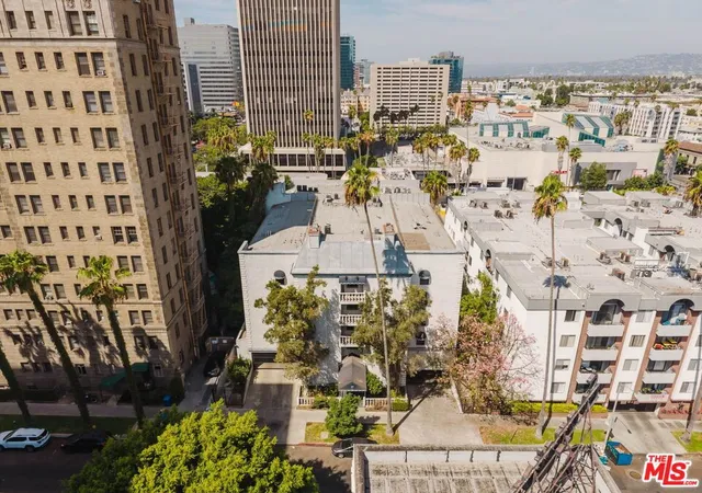 631-s-kenmore-ave-303-los-angeles-ca-90005/hzid_33a2b39c