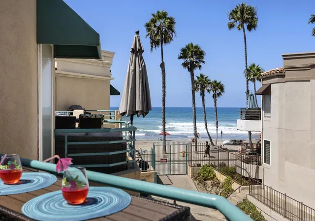 400-n-the-strand-4-oceanside-ca-92054/hzid_abb08584