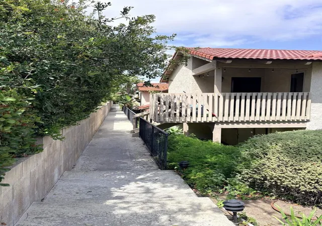 2352-altisma-way-9-carlsbad-ca-92009/hzid_8760d96b