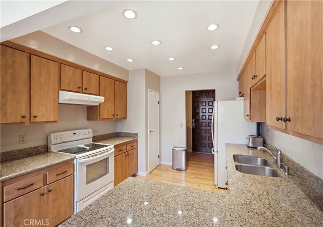 12300-montecito-rd-24-seal-beach-ca-90740/hzid_49257f86