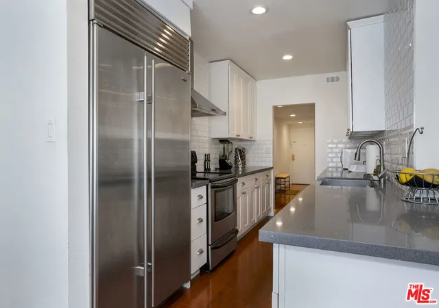 5845-doverwood-dr-213-culver-city-ca-90230/hzid_3fb42b80