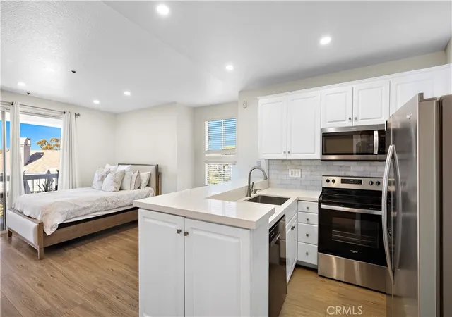 20301-bluffside-313-huntington-beach-ca-92646/hzid_71f1f29b