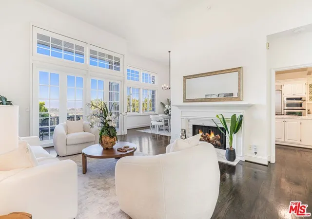 2204-the-ter-los-angeles-ca-90049/hzid_3e1b0fb2