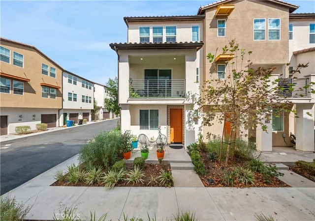 667-lemon-ln-covina-ca-91723/hzid_6792fae6
