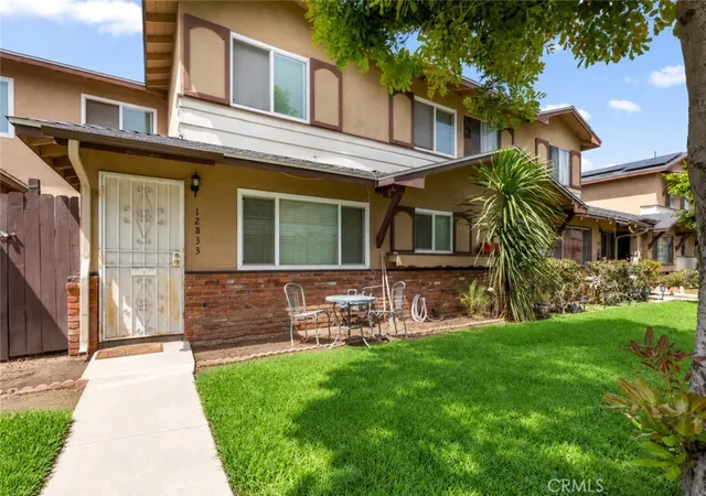 12833-barranca-ln-norwalk-ca-90650/hzid_6a88c44e