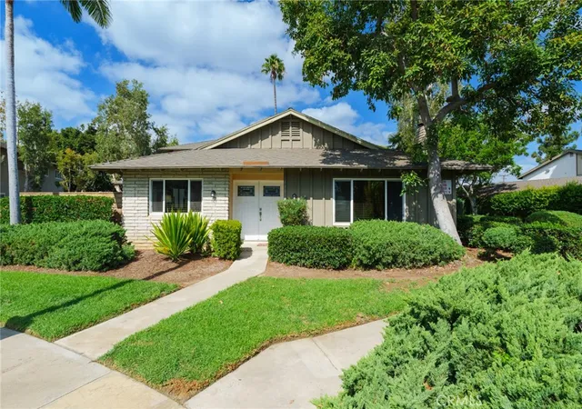 111-e-palmdale-orange-ca-92865/hzid_0ab491b2