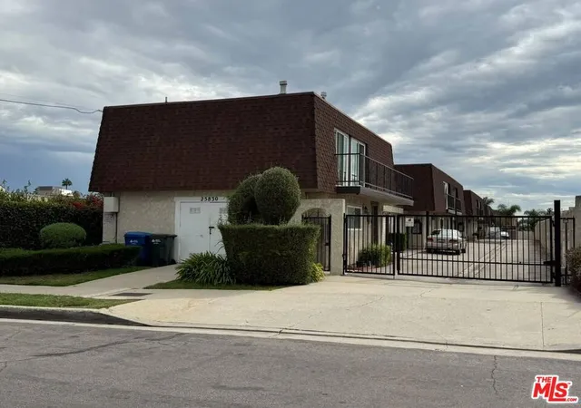 25830-oak-st-1-lomita-ca-90717/hzid_740c0d61