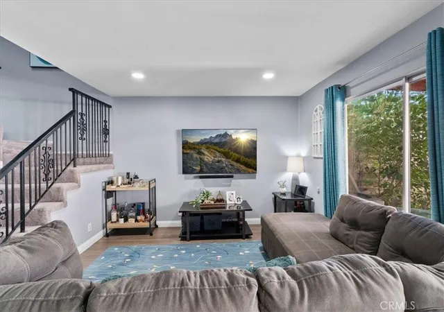 1002-harrington-west-covina-ca-91792/hzid_b683fbcd