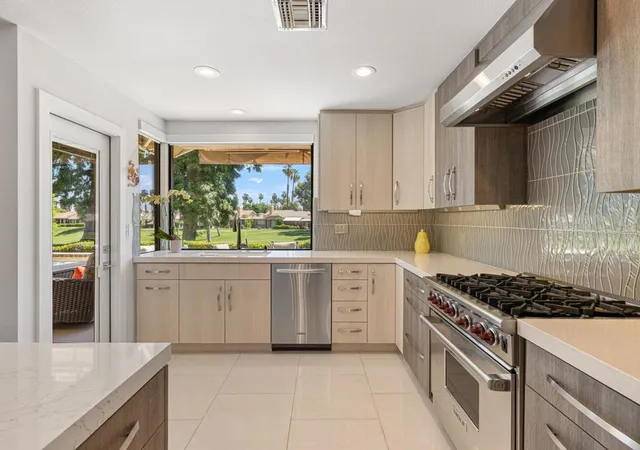 292-tolosa-cir-palm-desert-ca-92260/hzid_de3060a9