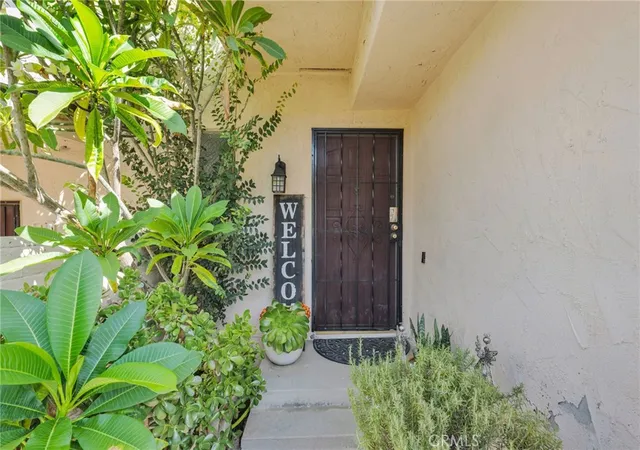 3700-mountain-ave-5g-san-bernardino-ca-92404/hzid_d8ab3789