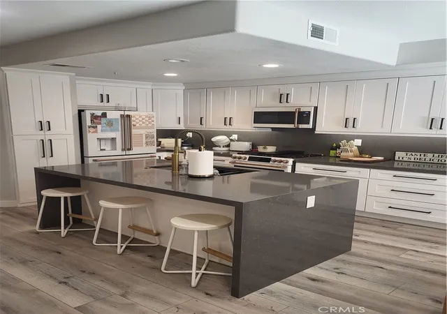 26373-arboretum-1302-murrieta-ca-92563/hzid_eb3d8a27