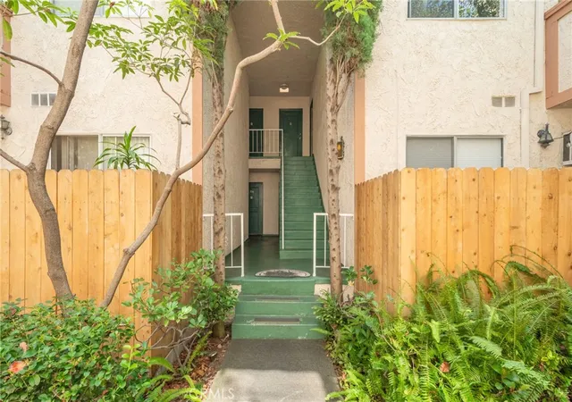 12030-rochester-107-los-angeles-ca-90025/hzid_64ec3bc3