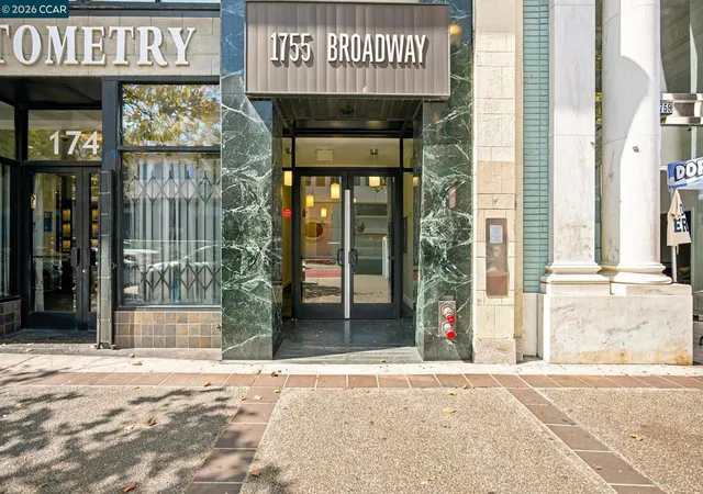 1755-broadway-23-oakland-ca-94612/hzid_91459b15