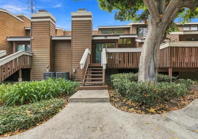 13231-crk-view-dr-c-garden-grove-ca-92844/hzid_2bec3285