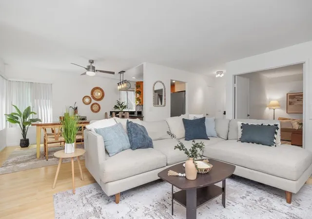 930-via-mil-cumbres-35-solana-beach-ca-92075/hzid_ad8cdceb