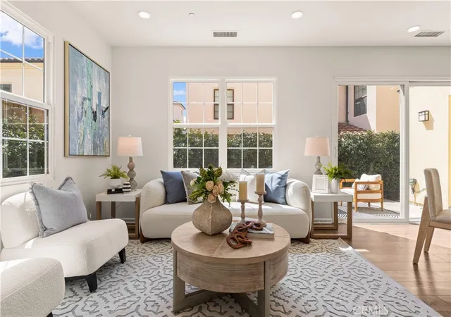 60-strawberry-irvine-ca-92620/hzid_4adbf907