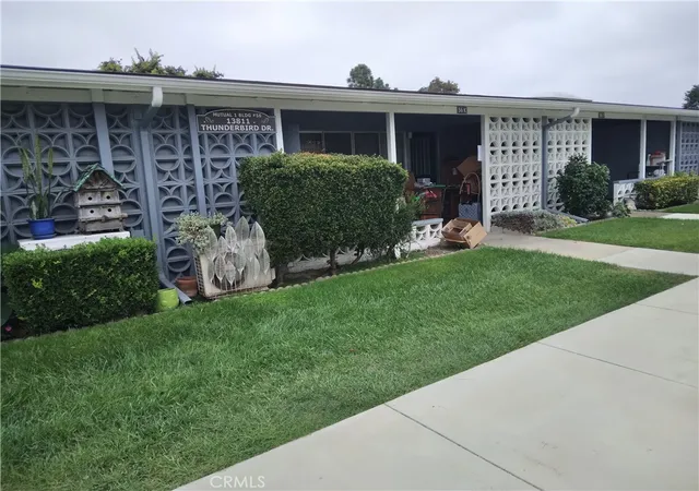 10811-thunderbird-dr-seal-beach-ca-90740/hzid_a12c563c