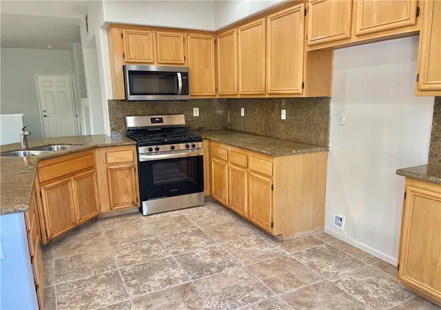 25192-meadow-walk-1-murrieta-ca-92562/hzid_794ed8f5