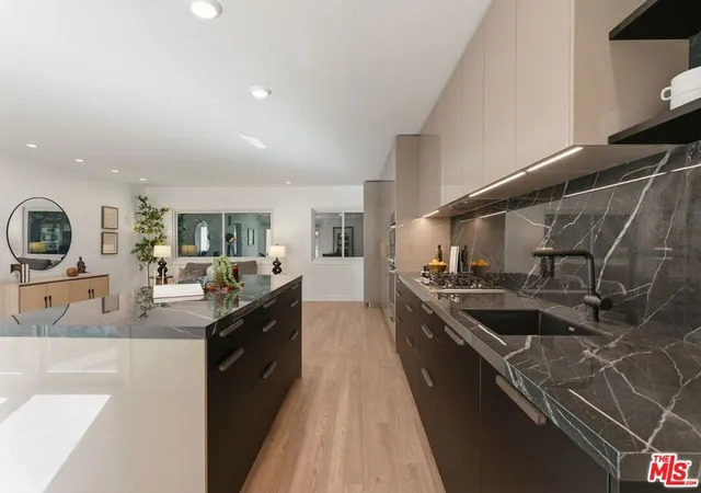 1233-n-laurel-ave-109-west-hollywood-ca-90046/hzid_3dafd1a1